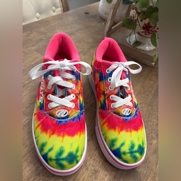 Heelys women’s/youth tie died wheeled shoes - Picture 1 of 8